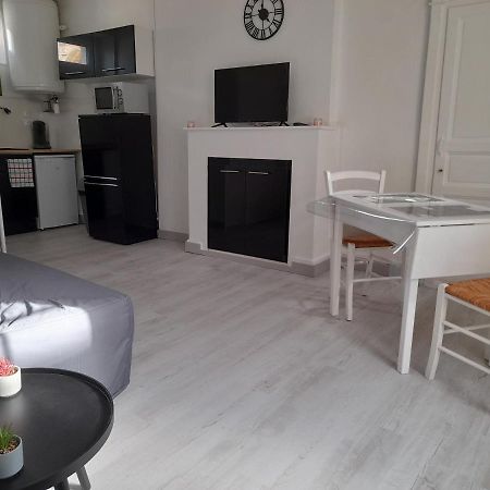 Promo Studio Wi-Fi A Courseulles-Sur-Mer Au 1Er Etage المظهر الخارجي الصورة