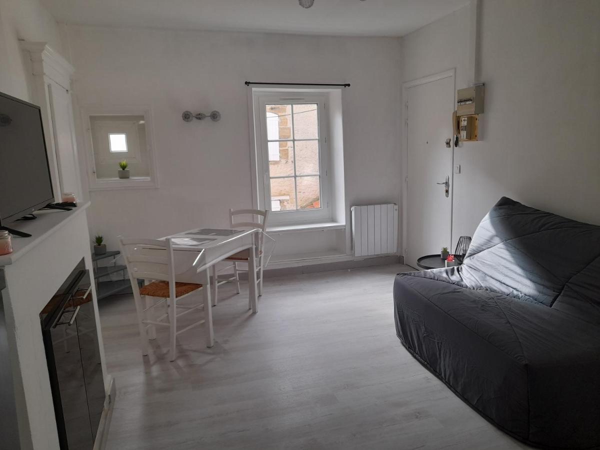 Promo Studio Wi-Fi A Courseulles-Sur-Mer Au 1Er Etage المظهر الخارجي الصورة